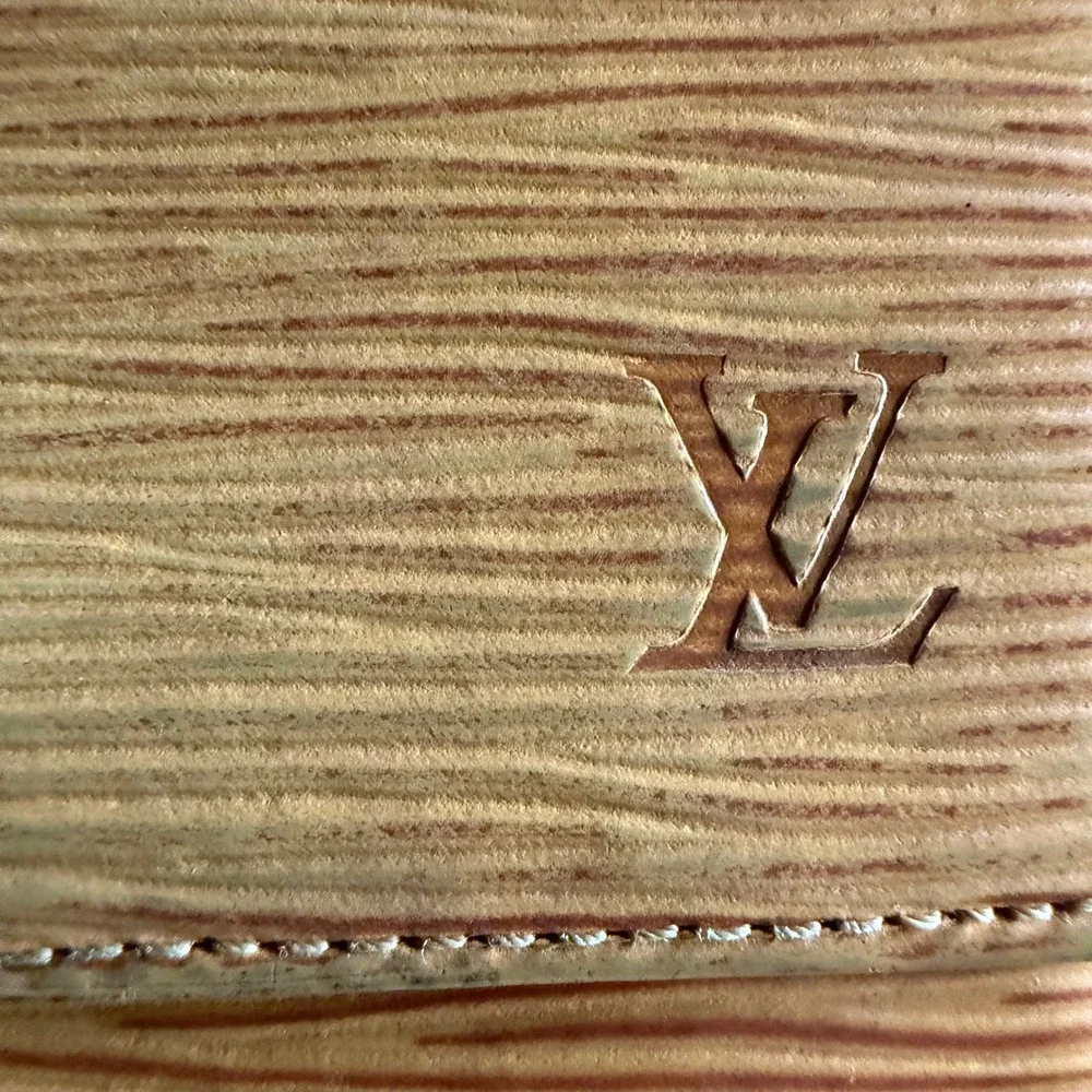 Louis Vuitton 1990s louis